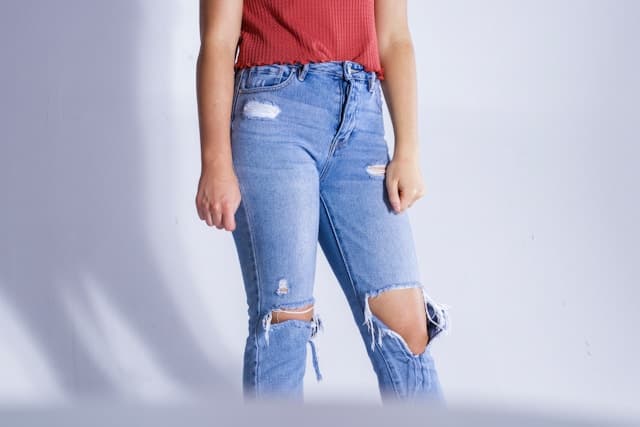 High Rise Slim Fit Blue Jeans Women - Image 1